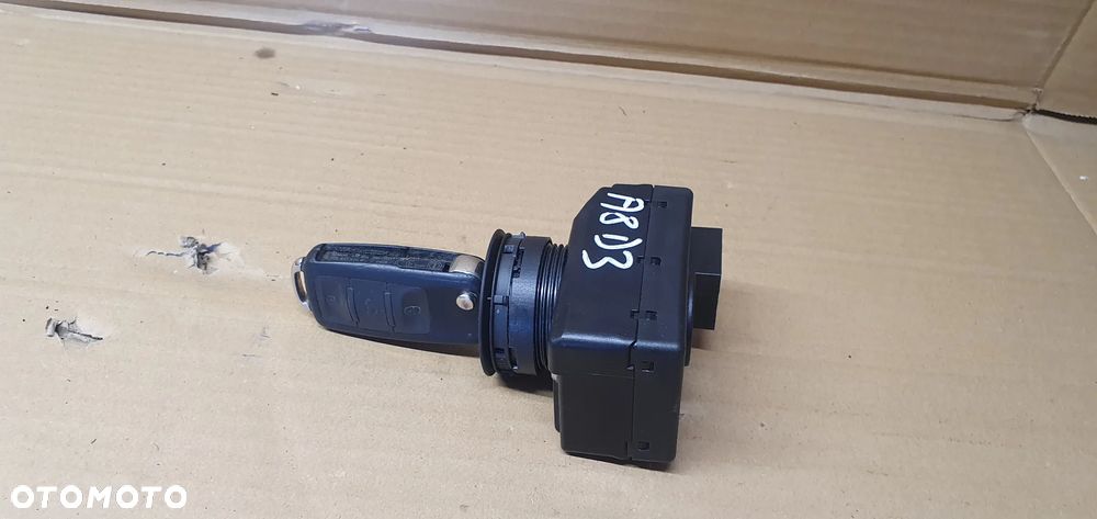 Stacyjka kluczyk Audi A8 D3 3D0905865H - 2