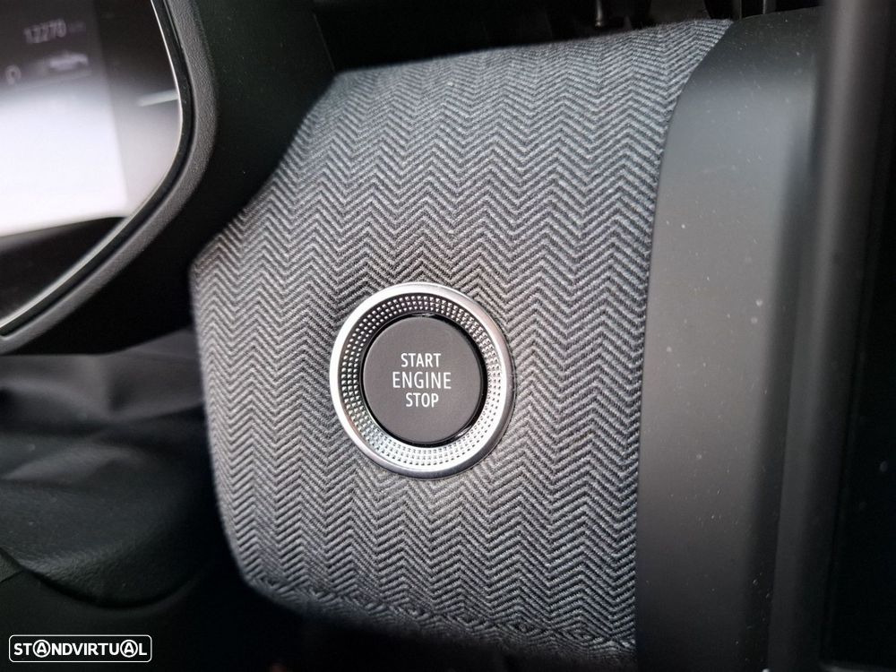 Renault Clio 1.0 TCe Techno - 18