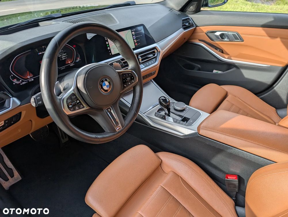 BMW Seria 3 M340i xDrive sport - 13