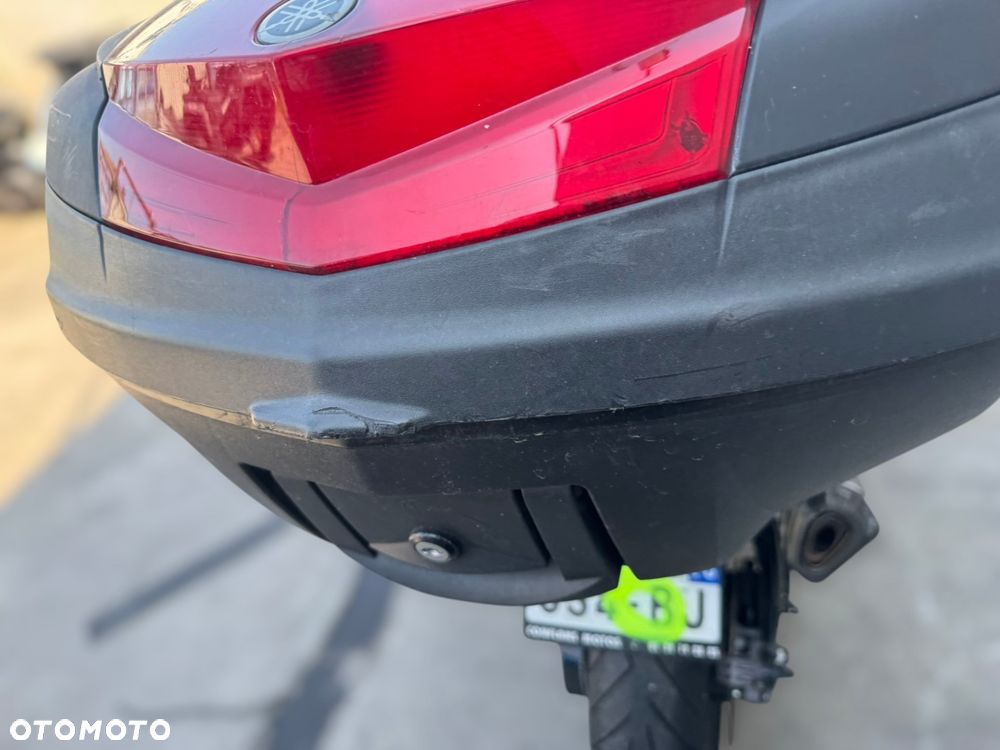 Yamaha Tmax - 22
