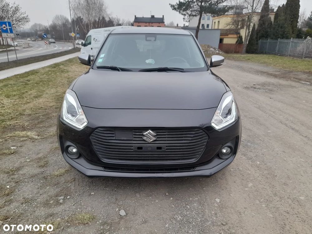 Suzuki Swift 1.2 Premium Plus - 2