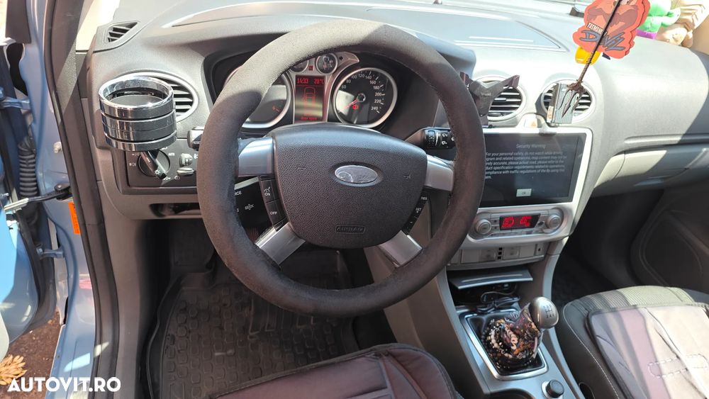 Ford Focus 1.6 TDCi Titanium - 11
