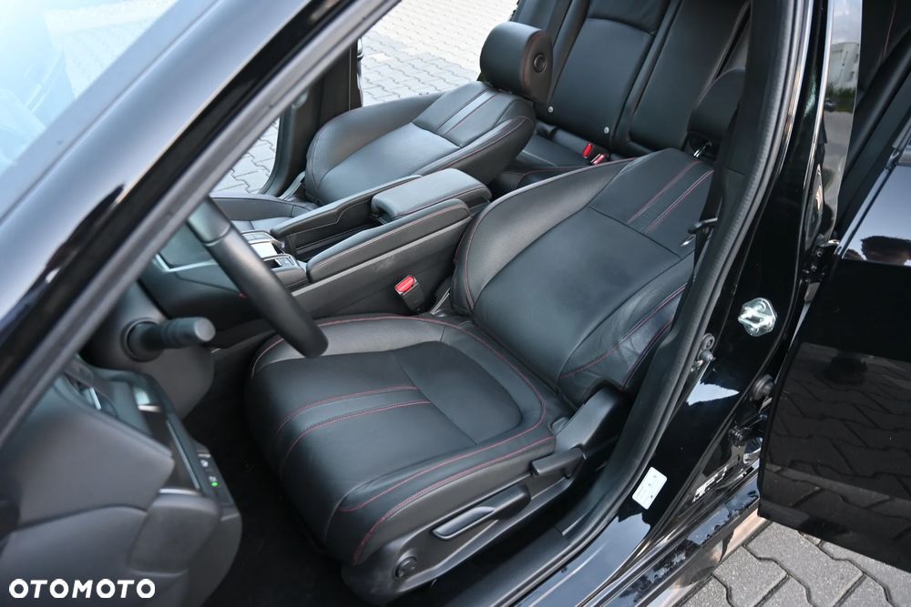 Honda Civic 1.0 i-VTEC Turbo Executive Sport Line - 17