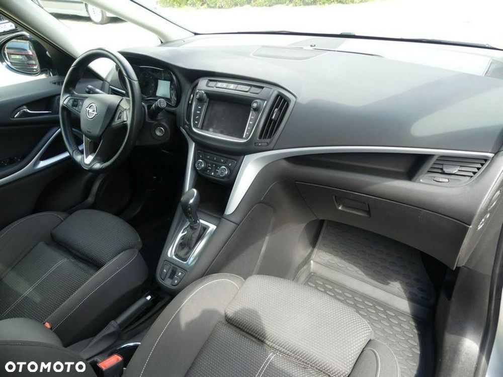 Opel Zafira 2.0 D Automatik Active - 19