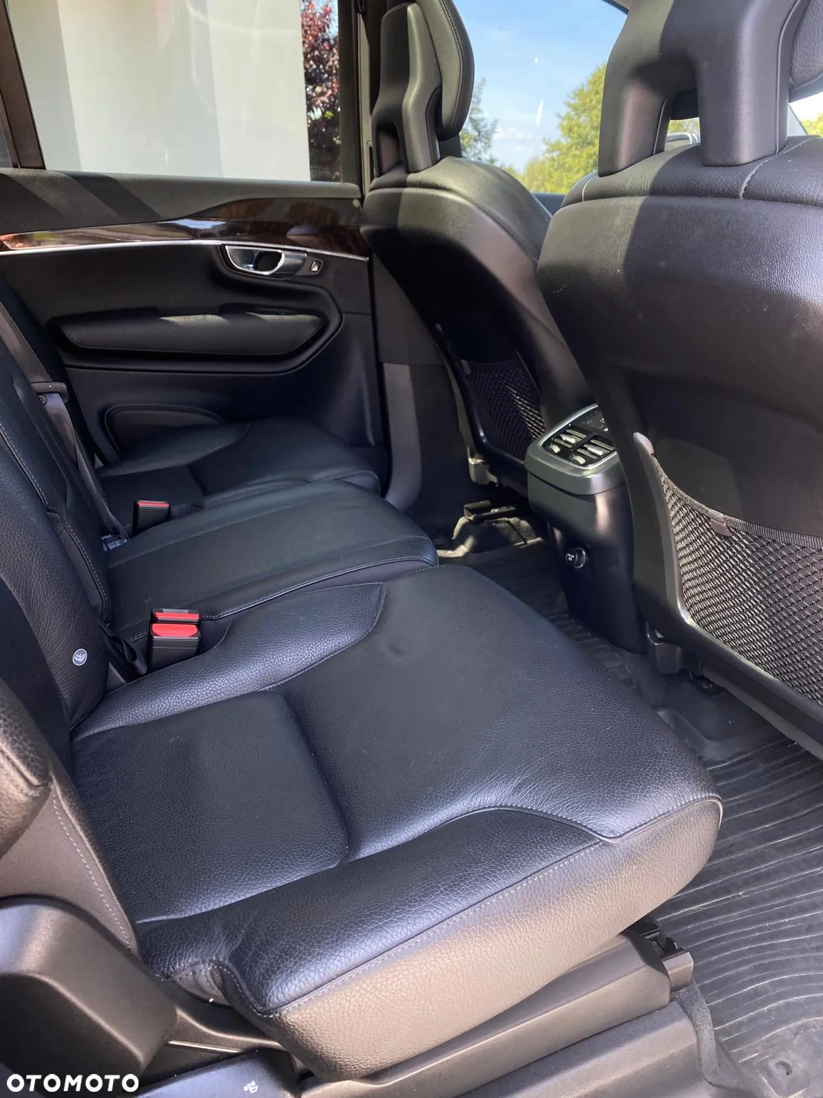 Volvo XC 90 T5 AWD Momentum 7os - 27