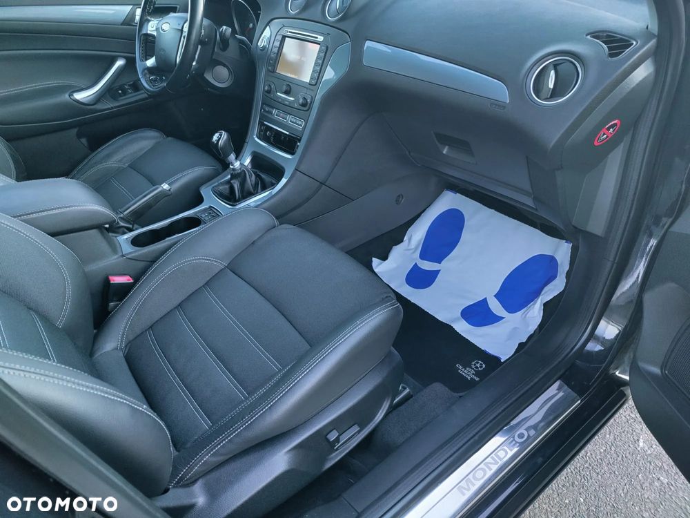 Ford Mondeo 2.0 TDCi Champions Edition - 14