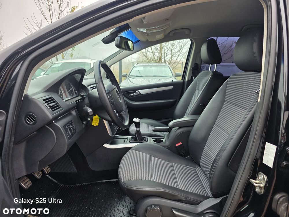 Mercedes-Benz Klasa B 200 - 25