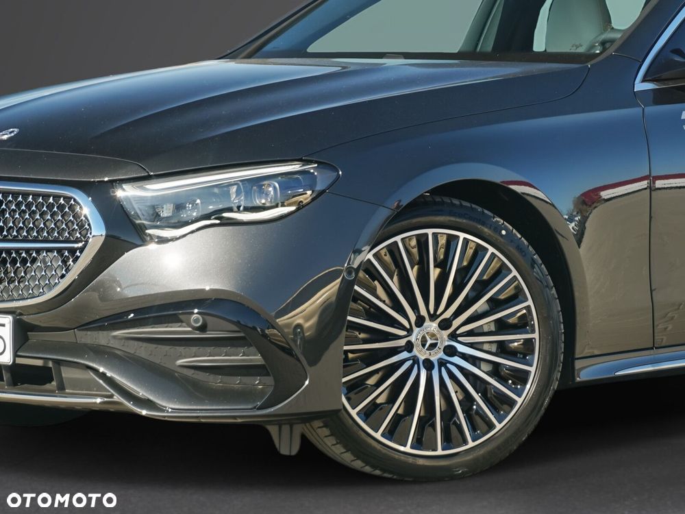 Mercedes-Benz Klasa E 220 d mHEV 4-Matic AMG 9G-Tronic - 11