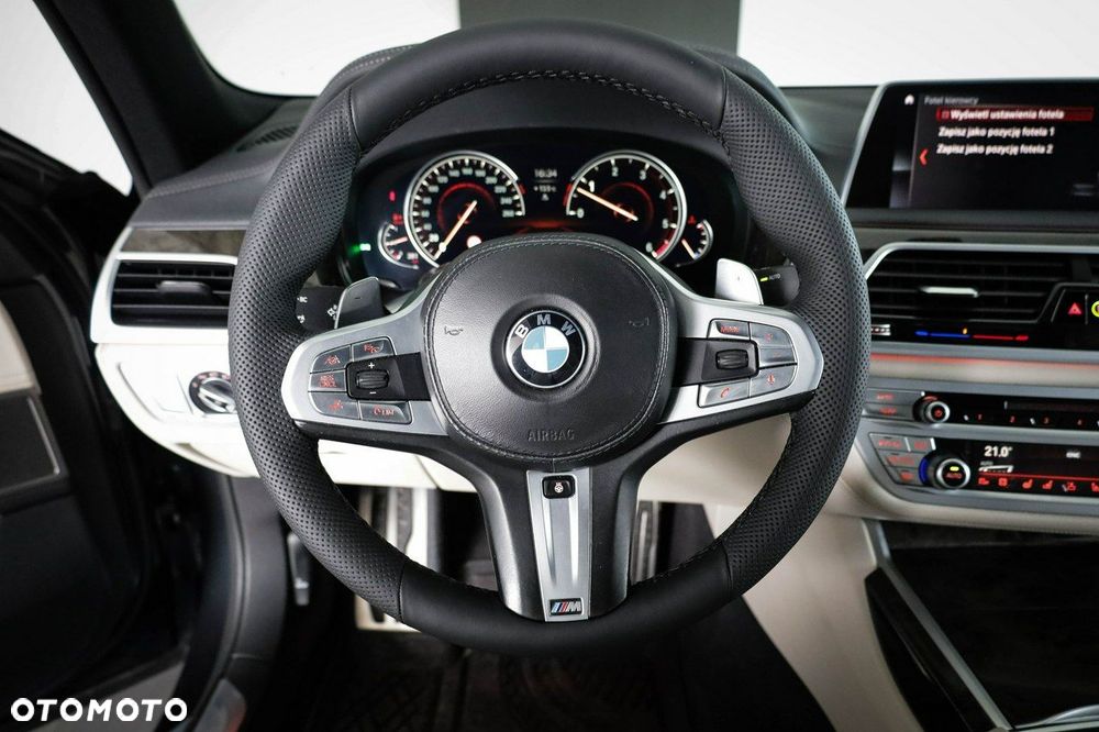 BMW Seria 7 - 22