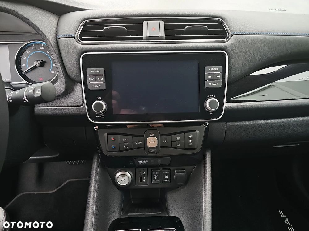 Nissan Leaf 40kWh N-Connecta - 14