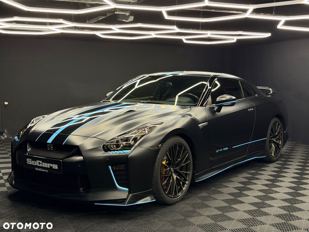 Nissan GT-R Black Edition - 1