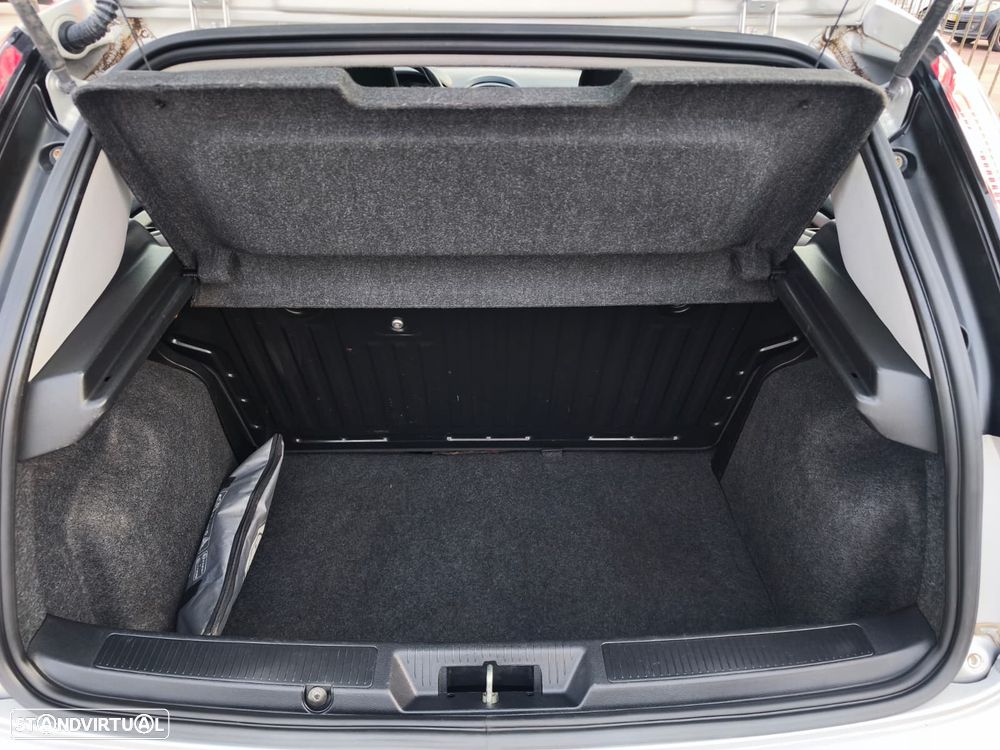 Fiat Punto 1.3 M-Jet Easy S&S - 11