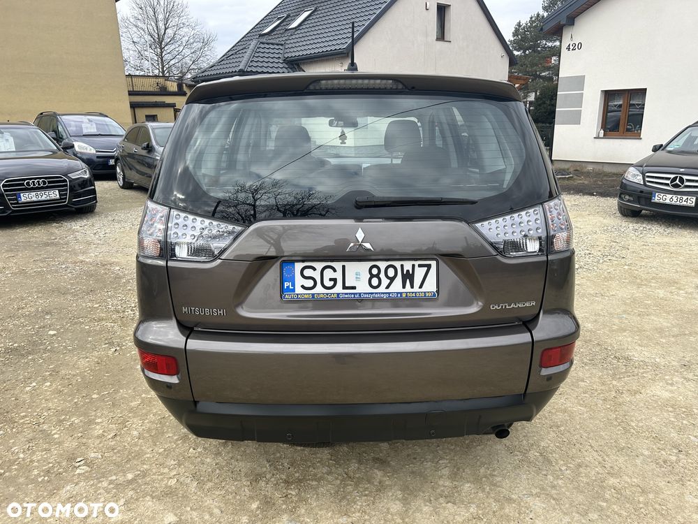 Mitsubishi Outlander 2.0 Intense + 2WD EU5 - 12