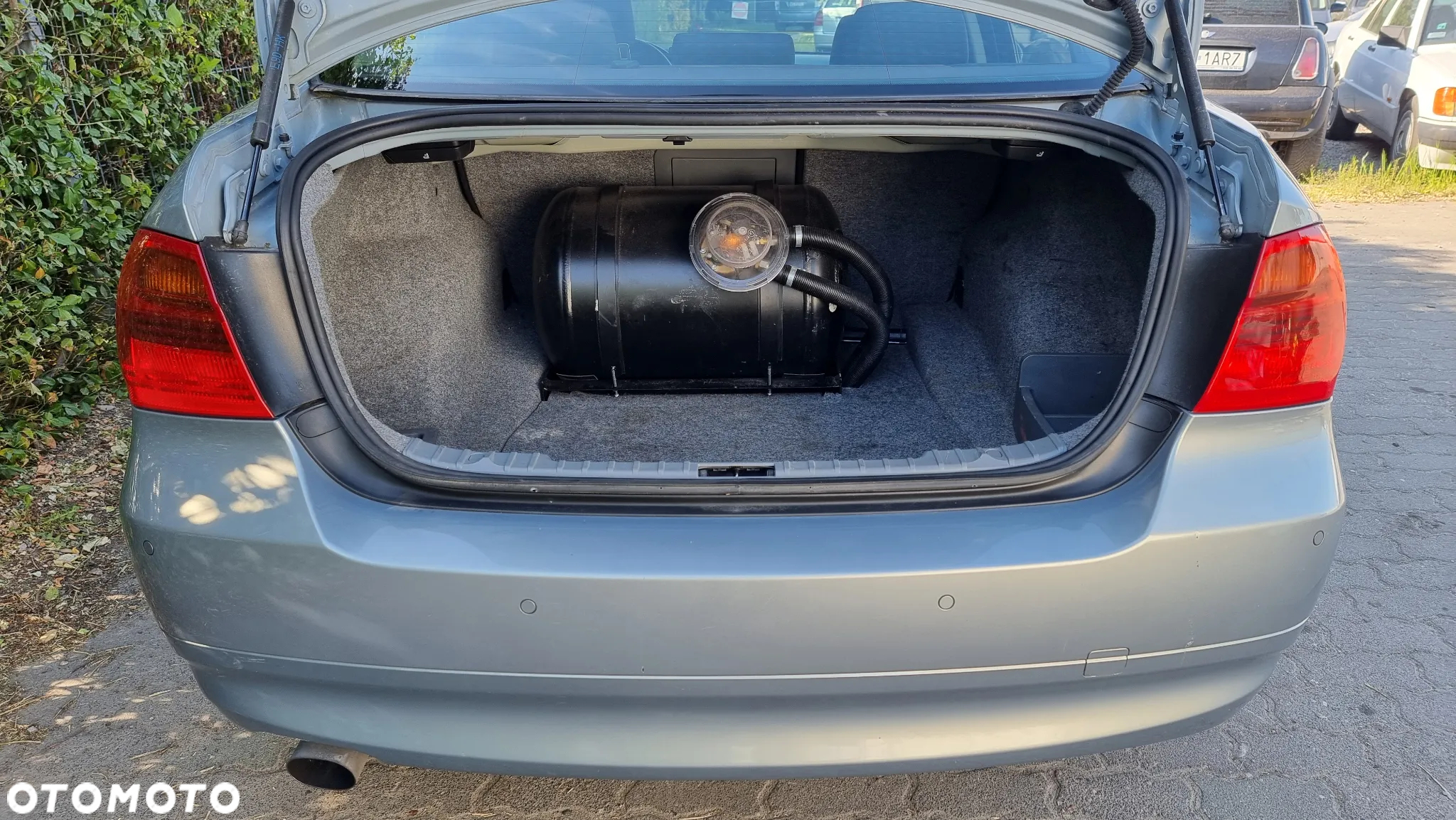 BMW Seria 3 318i - 15