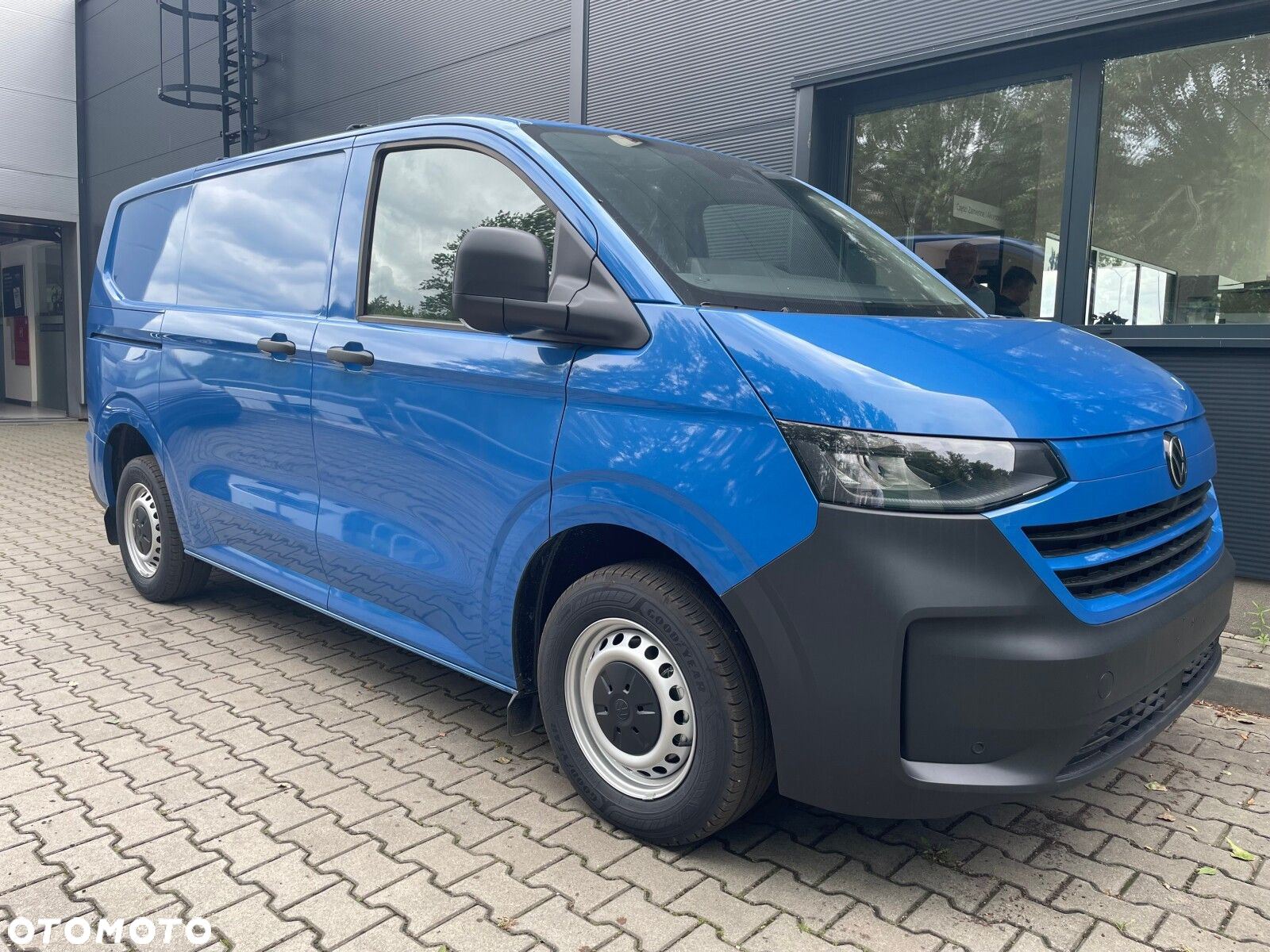 Volkswagen Transporter 2.0 TDI 150 KM 8-automat L1 - 15