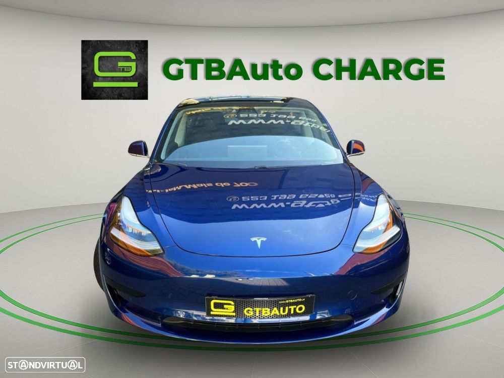 Tesla Model 3 - 3