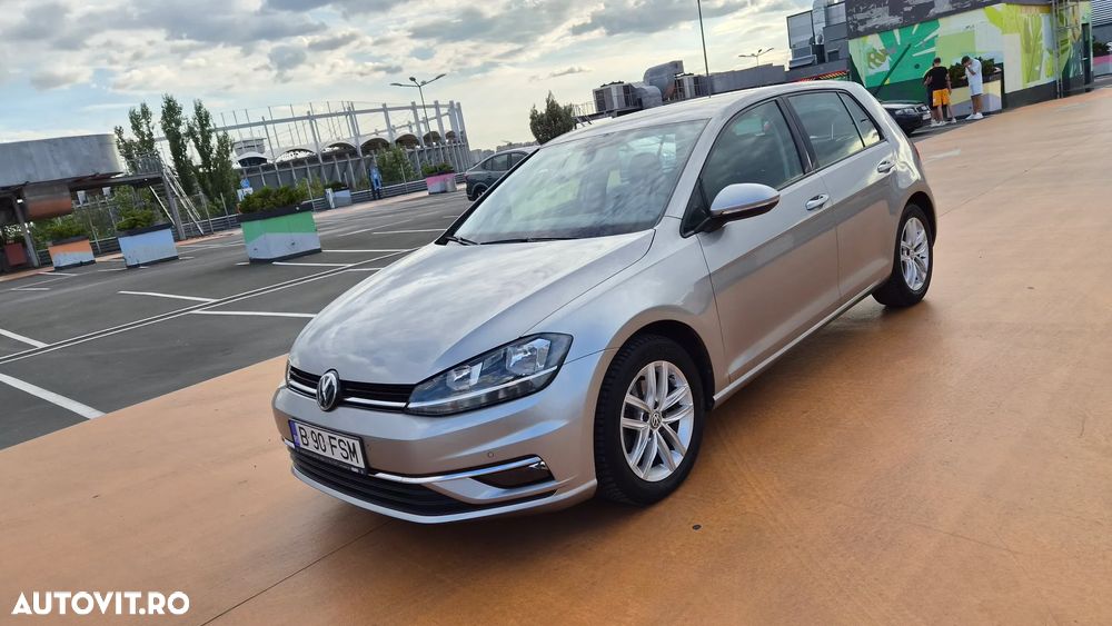Volkswagen Golf - 12