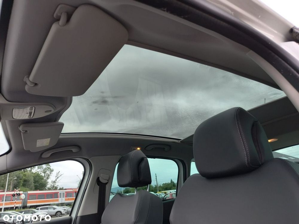 Peugeot 3008 - 16