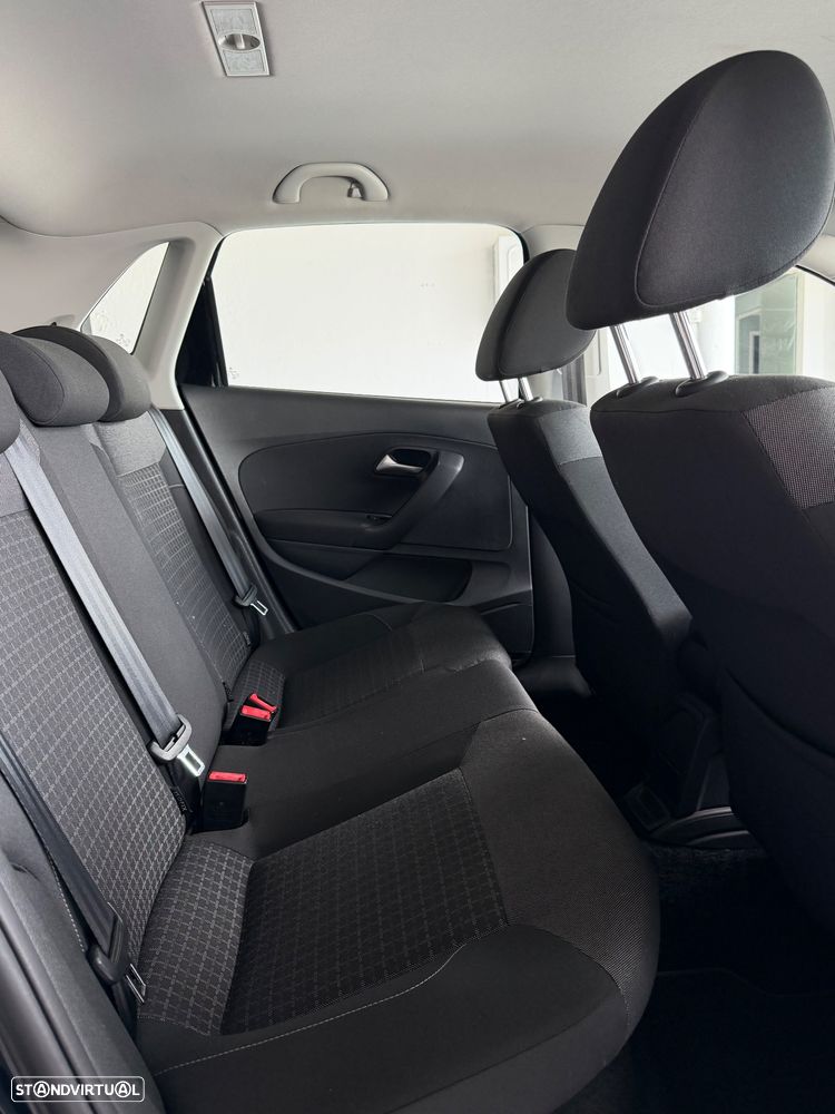 VW Polo 1.0 Confortline - 30