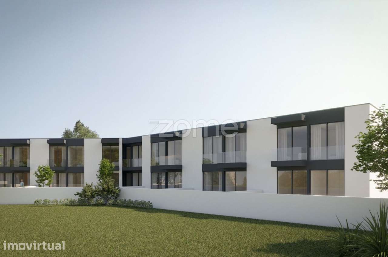 Apartamento T1 em V. F. São Martinho - Grande imagem: 2/7