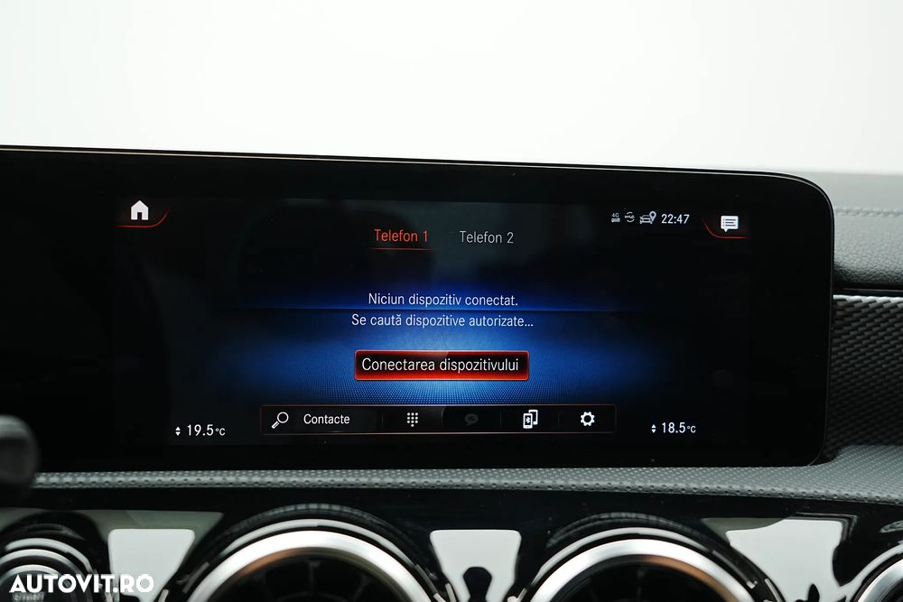 Mercedes-Benz CLA 180 7G-DCT Special Edition - 29
