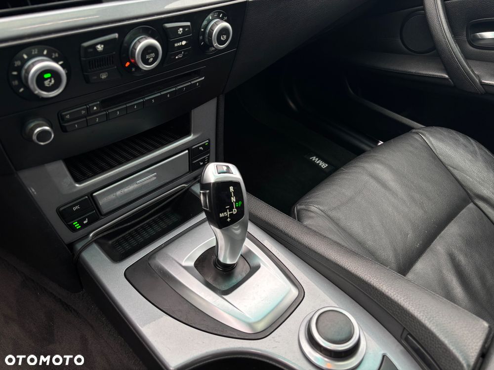 BMW Seria 5 520d Edition Sport - 19