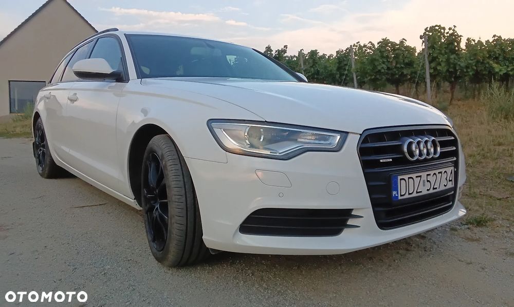 Audi A6 Avant - 1