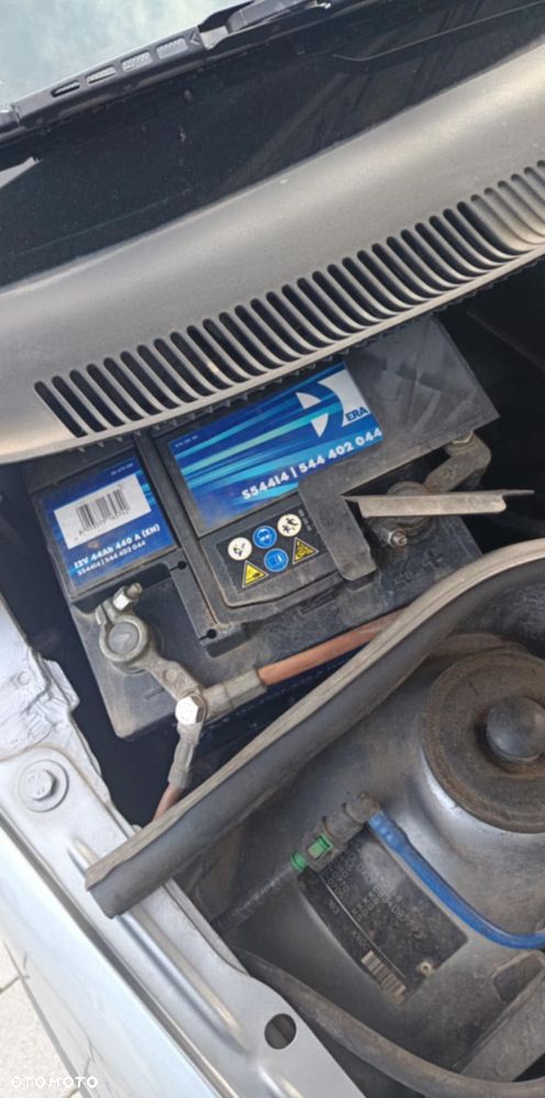 Opel Corsa 1.2 16V - 11