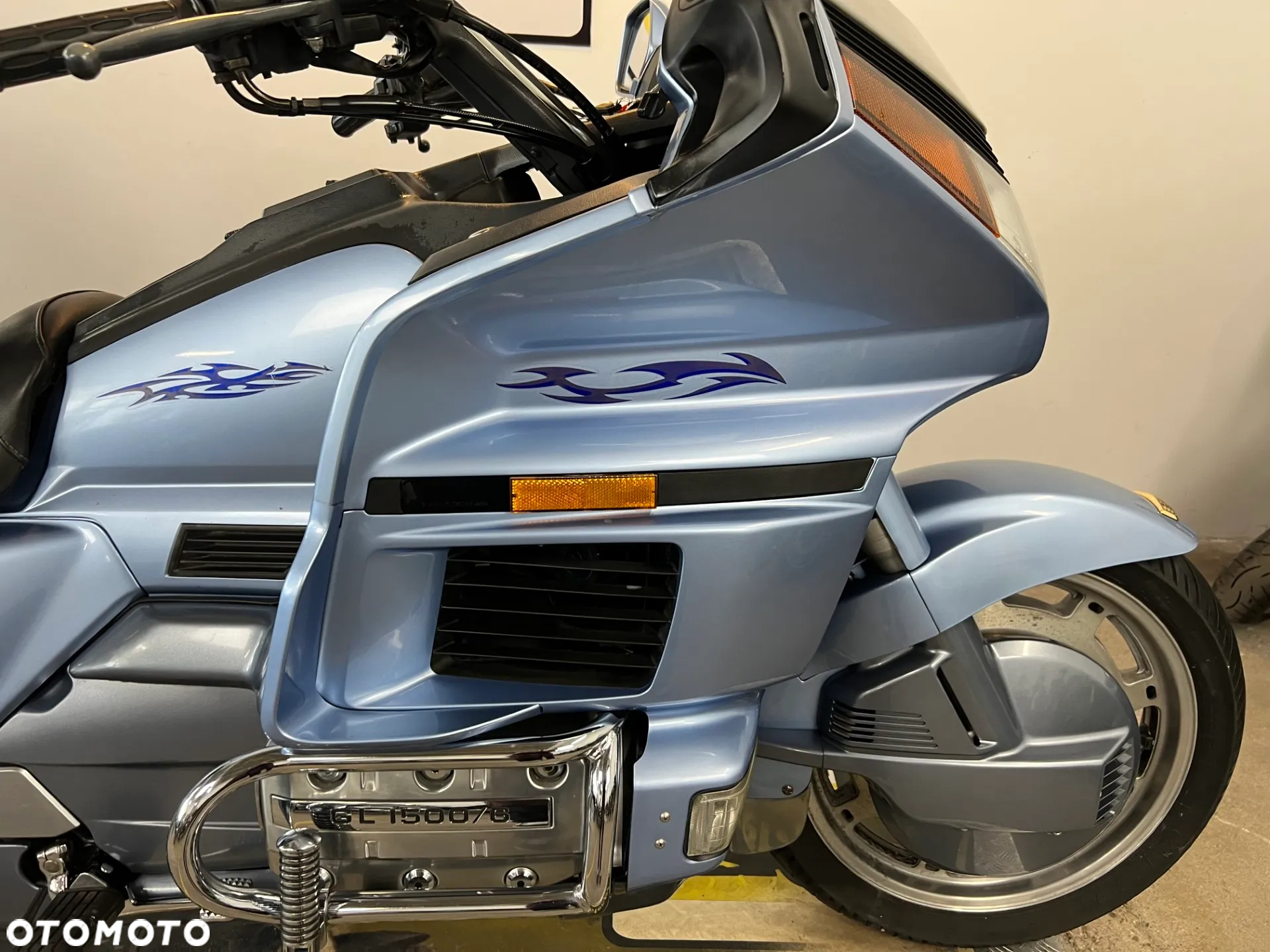 Honda GL - 6