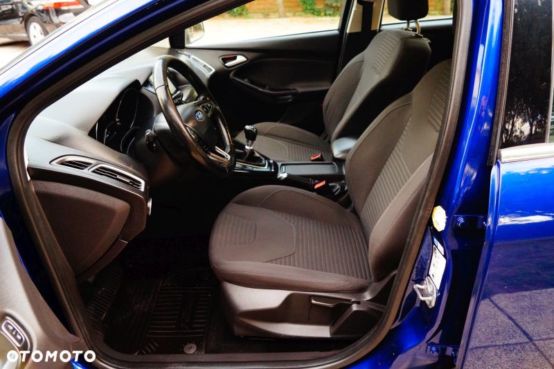 Ford Focus - 6