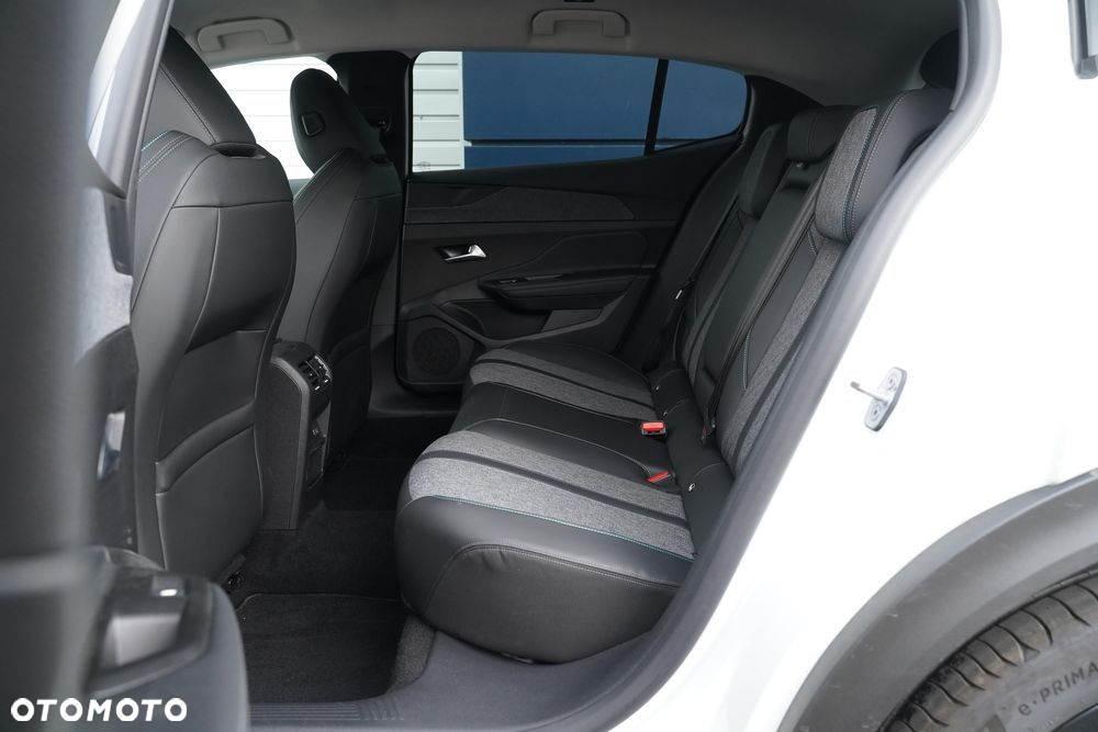 Peugeot 408 1.2 PureTech mHEV Allure S&S e-DSC6 - 10