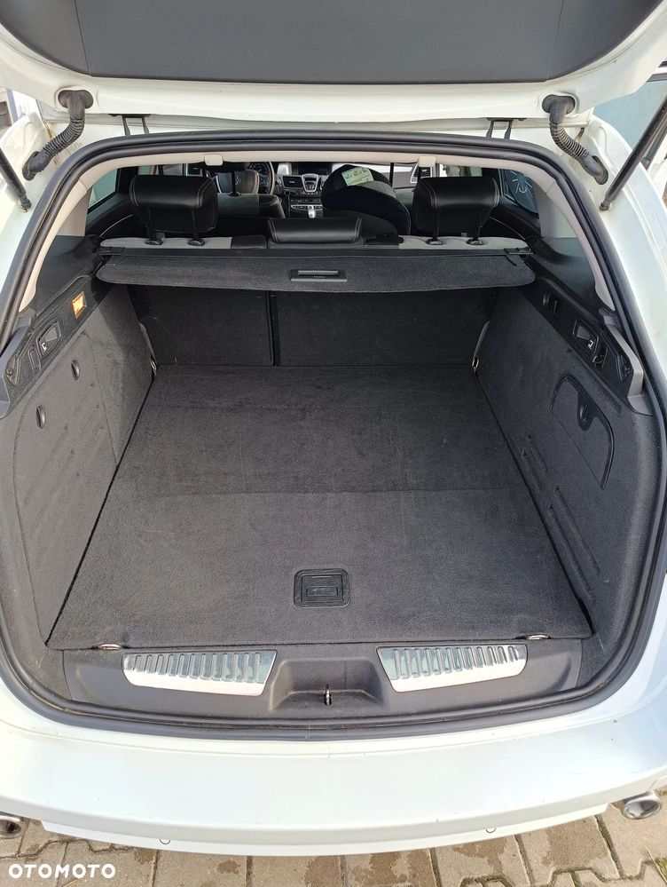 Renault Laguna 2.0 dCi Bose Edition - 16