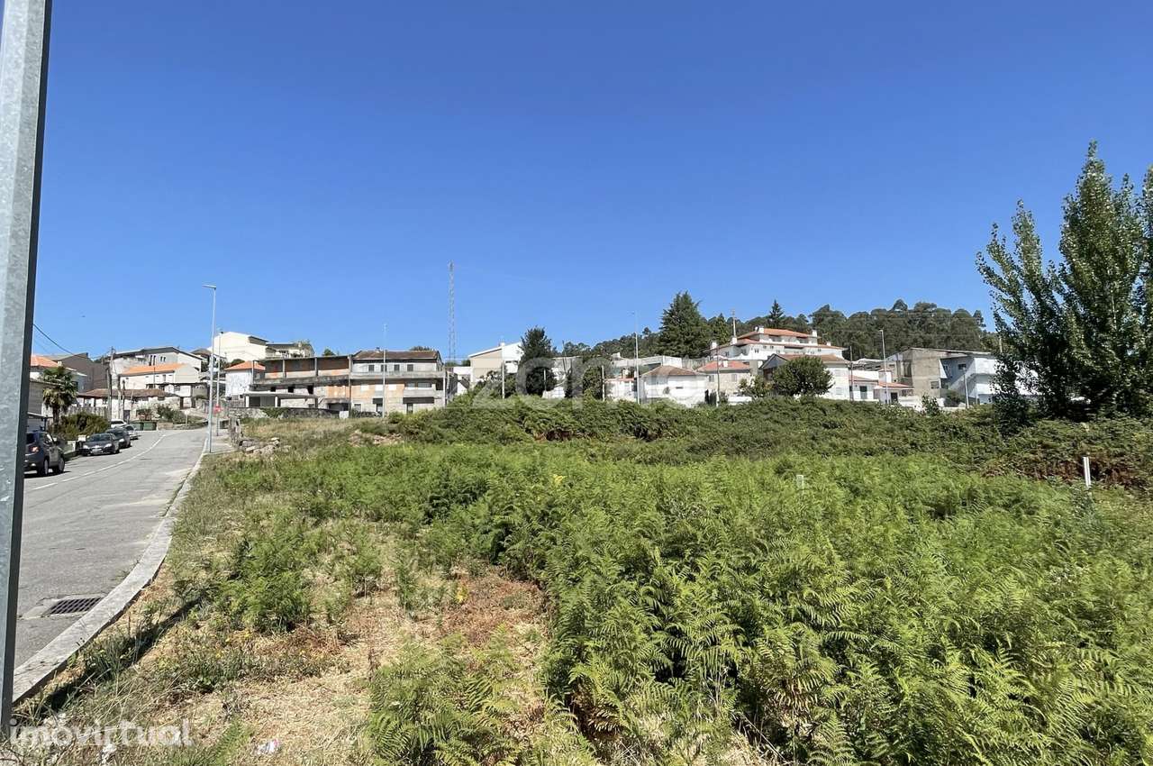 Terreno Urbano para construção com 550m², em Paços de Ferreira. - Grande imagem: 2/16
