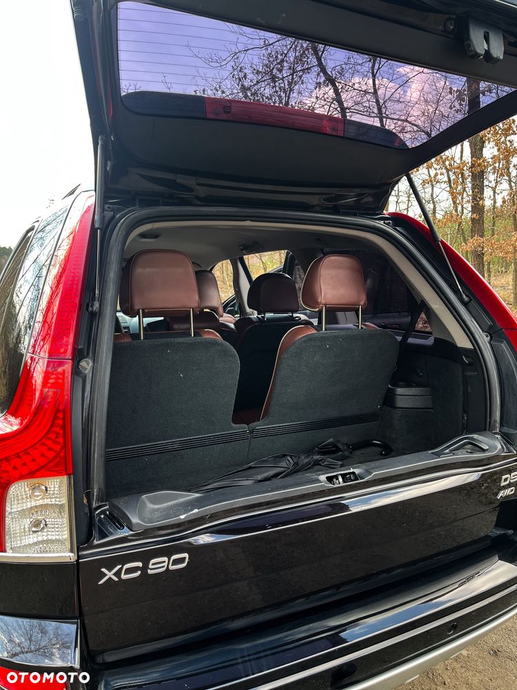 Volvo XC 90 D5 AWD R-Design - 9