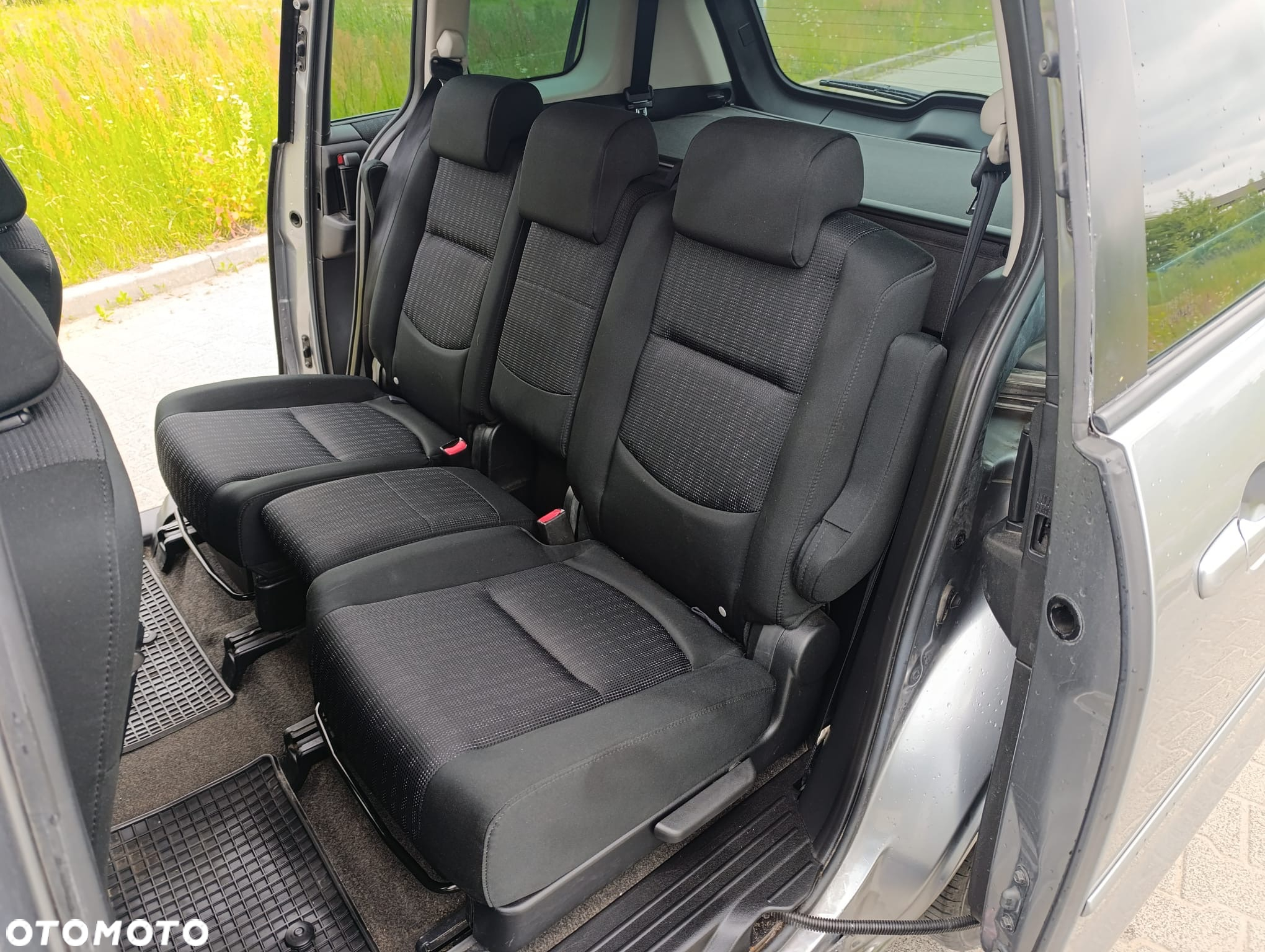 Mazda 5 - 9