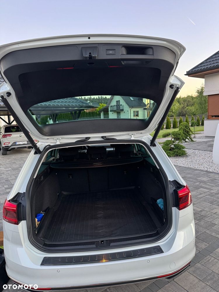 Volkswagen Passat 2.0 TDI EVO Elegance DSG - 15