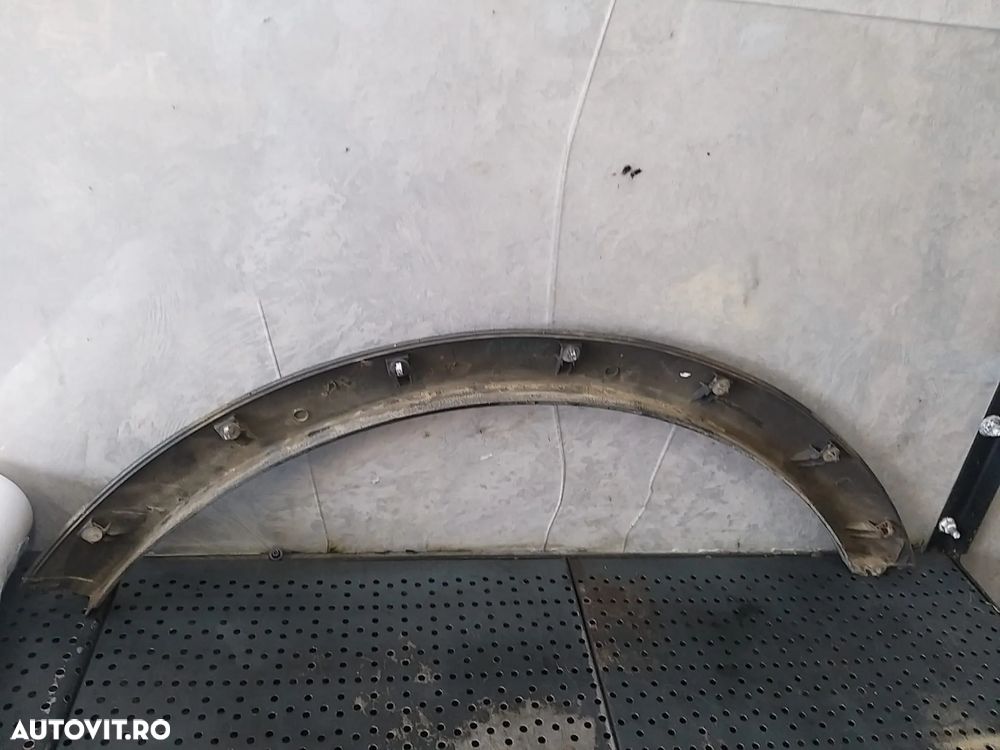 Bandou aripa stanga fata opel antara 96660221 - 2