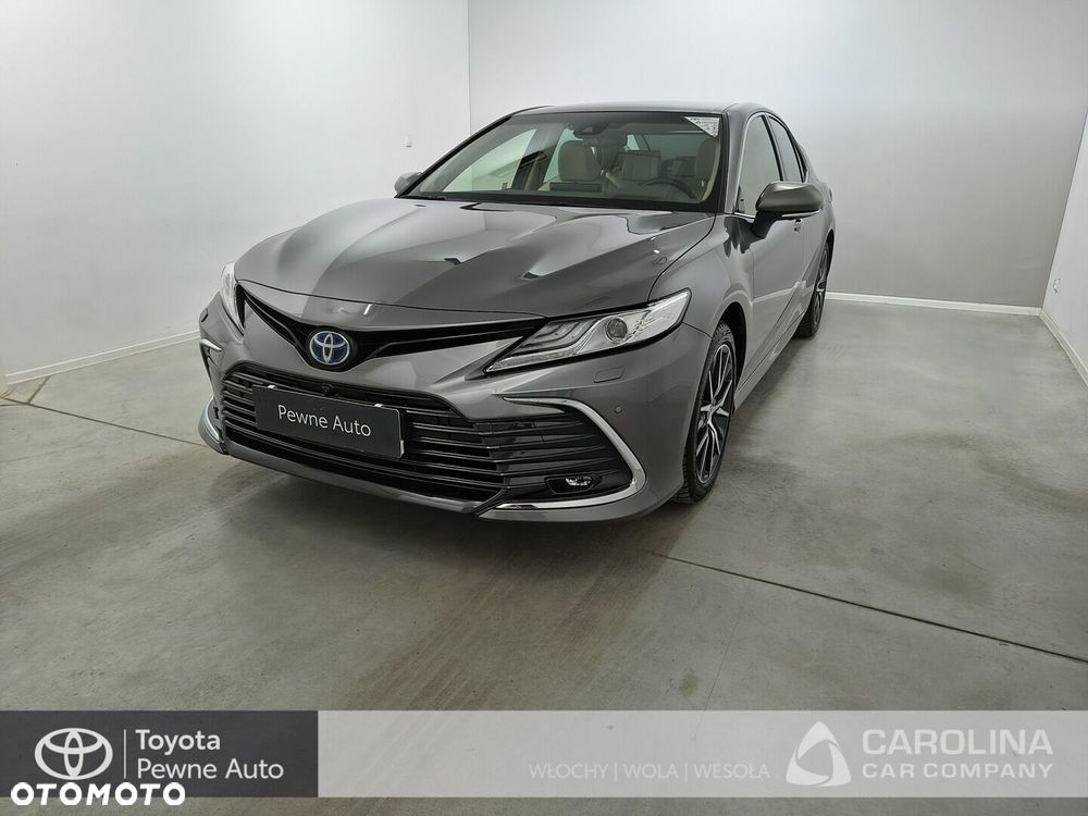 Toyota Camry 2.5 Hybrid Executive CVT - 2