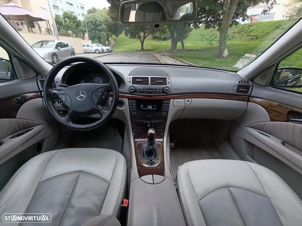 Mercedes-Benz E 220 CDi Elegance - 11