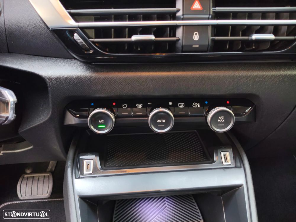 Citroën e-C4 50 kWh Feel - 28