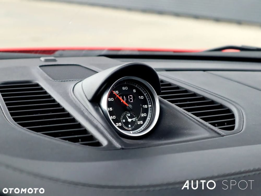 Porsche 911 Turbo S - 36