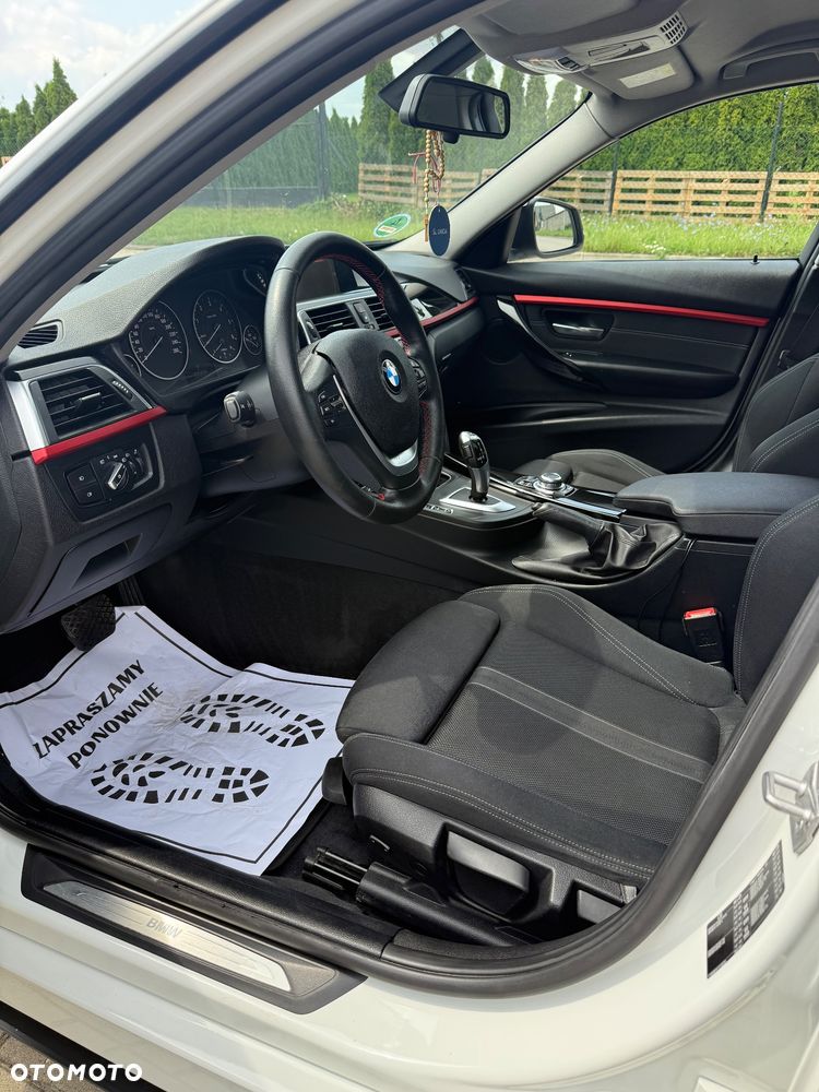BMW Seria 3 318d Sport Line - 8
