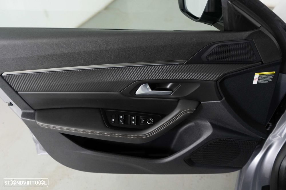 Peugeot 508 1.6 Hybrid GT e-EAT8 - 21