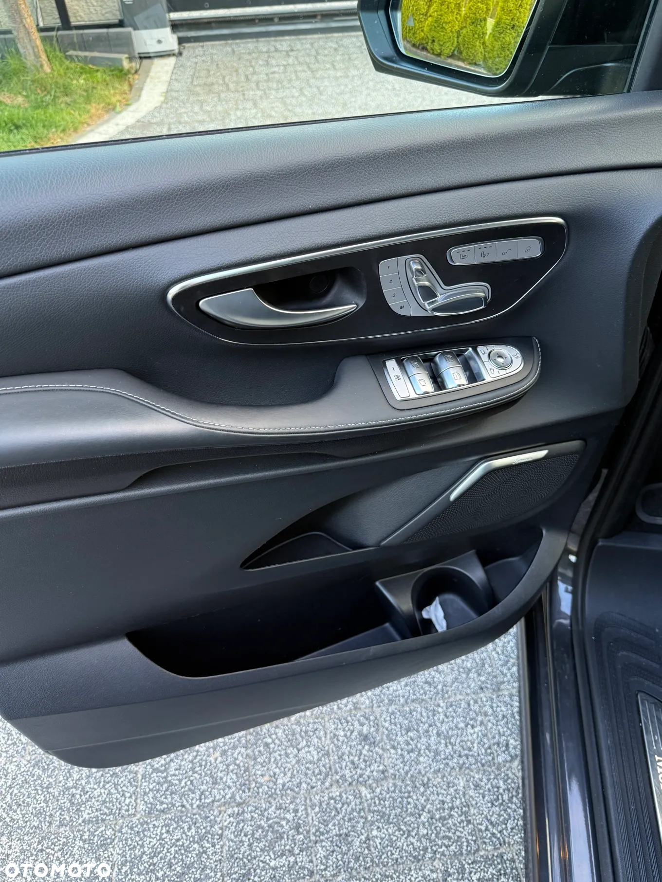 Mercedes-Benz Klasa V 300 d 4-Matic 9G-Tronic (ekstra d³) - 27