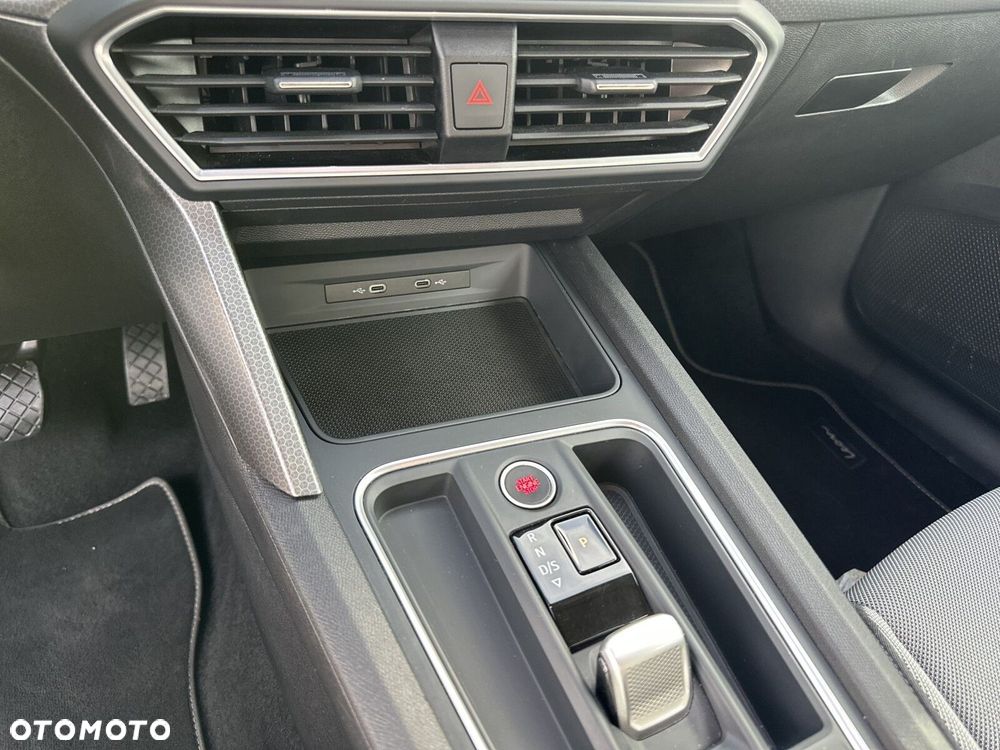 Seat Leon 1.0 eTSI Style DSG - 24