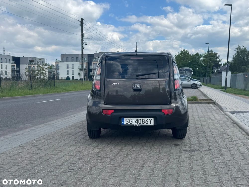 Kia Soul 1.6 L - 7