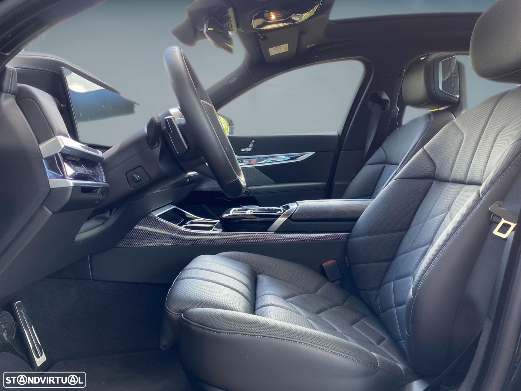 BMW i7 eDrive50 Pack Desportivo M - 3