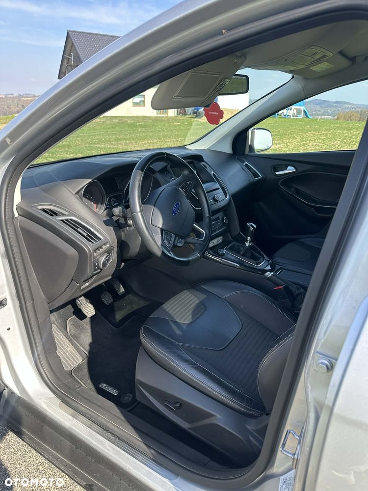 Ford Focus 2.0 EcoBlue Titanium - 10