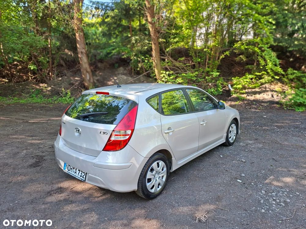 Hyundai i30 i30cw 1.4 Comfort - 3