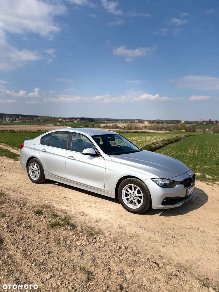 BMW Seria 3 318d - 8